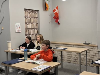 foto 916 w galerii dla school area!